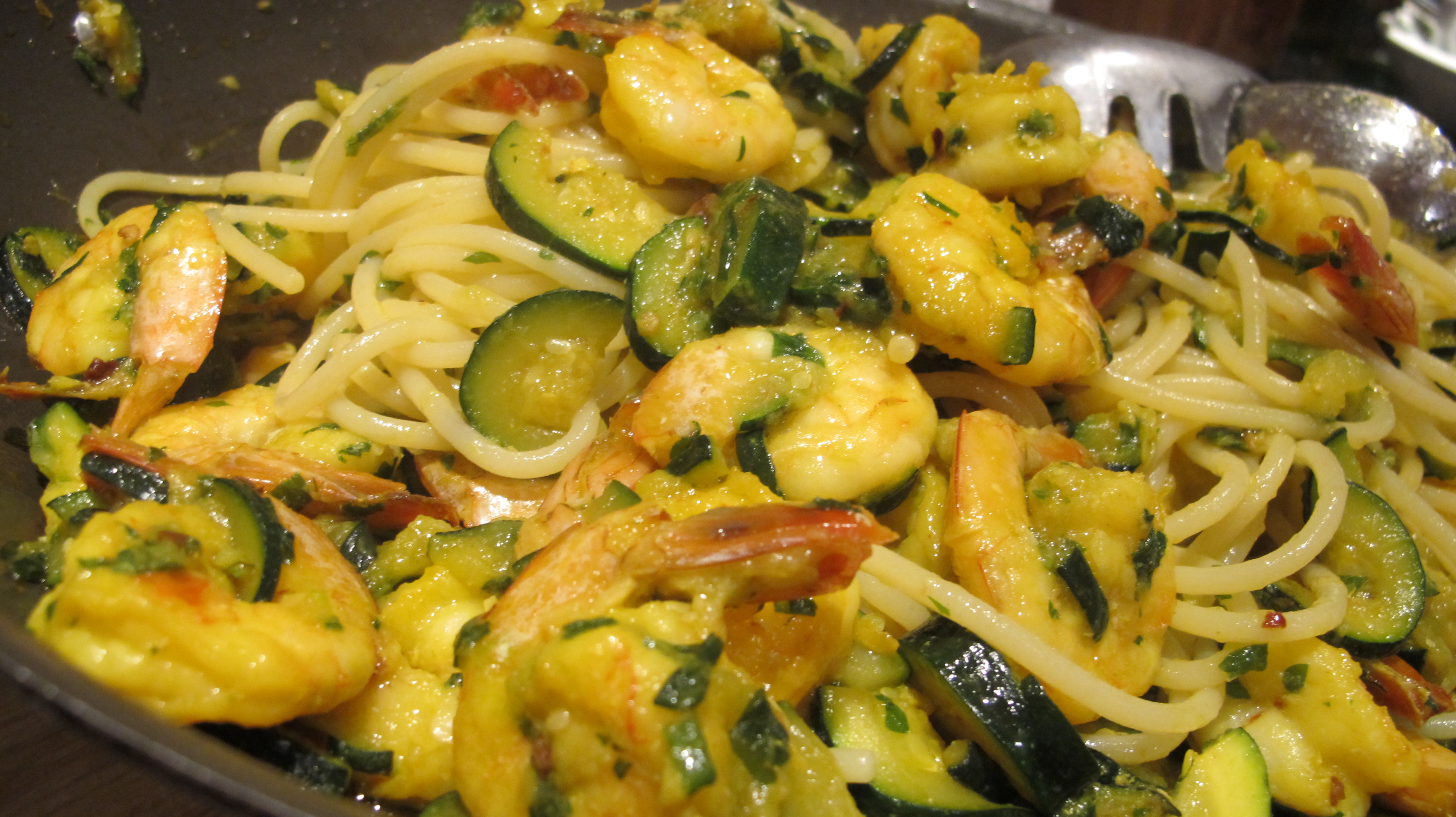 Shrimp and Zucchini Pasta