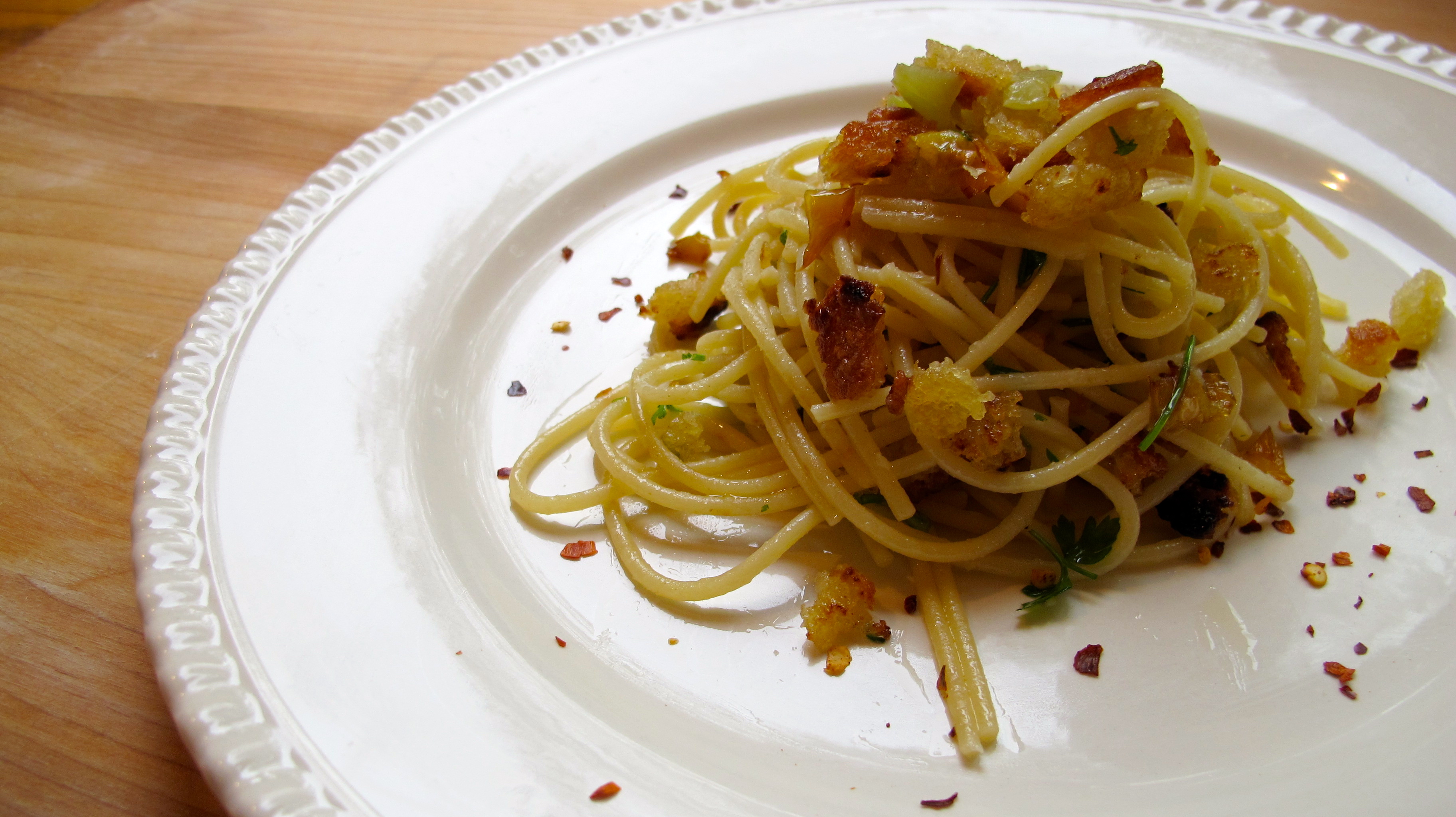 Spaghetti with Olio, Aglio, Peperoncino